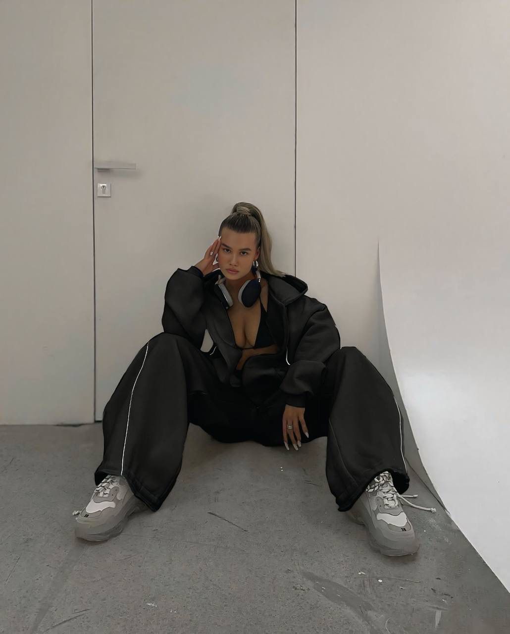 Gorgonize Essential Oversized Set – Luxe Hoodie & Jogger