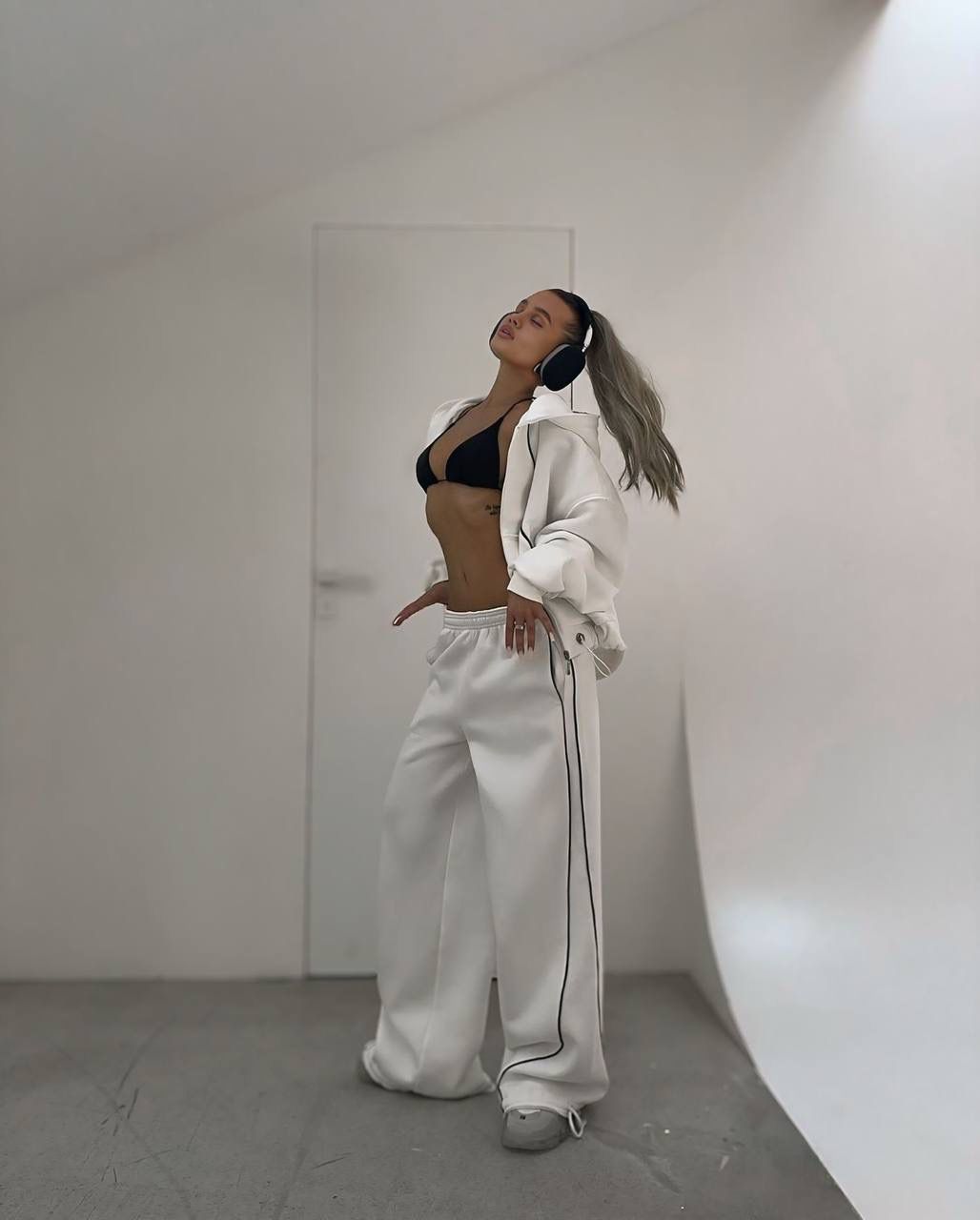 Gorgonize Essential Oversized Set – Luxe Hoodie & Jogger